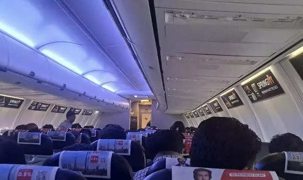 SpiceJet flight’s passengers sit in aircraft for 3 hours in Delhi, reach Pune 4 hours late | Pune News