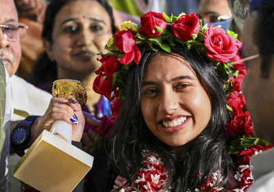 Chess: ‘Pressure does not matter’ – Divya Deshmukh on MS Dhoni comparisons | Chess News