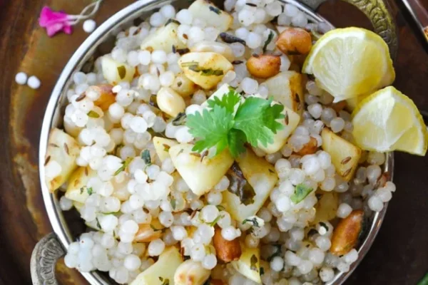 Navratri 2025: Fast-friendly Sabudana Khichdi Recipe